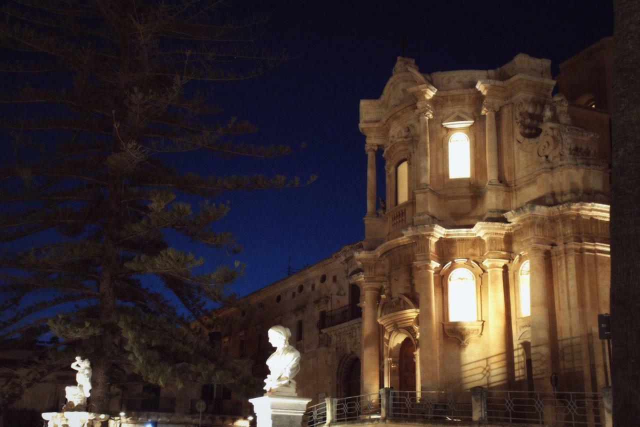 Il Maestrale B&B Noto Luaran gambar