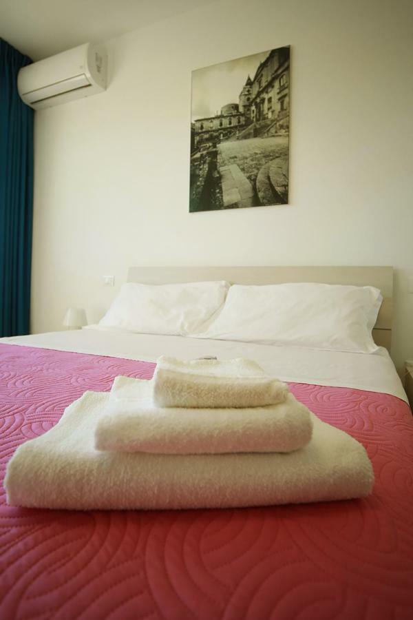 Il Maestrale B&B Noto Luaran gambar