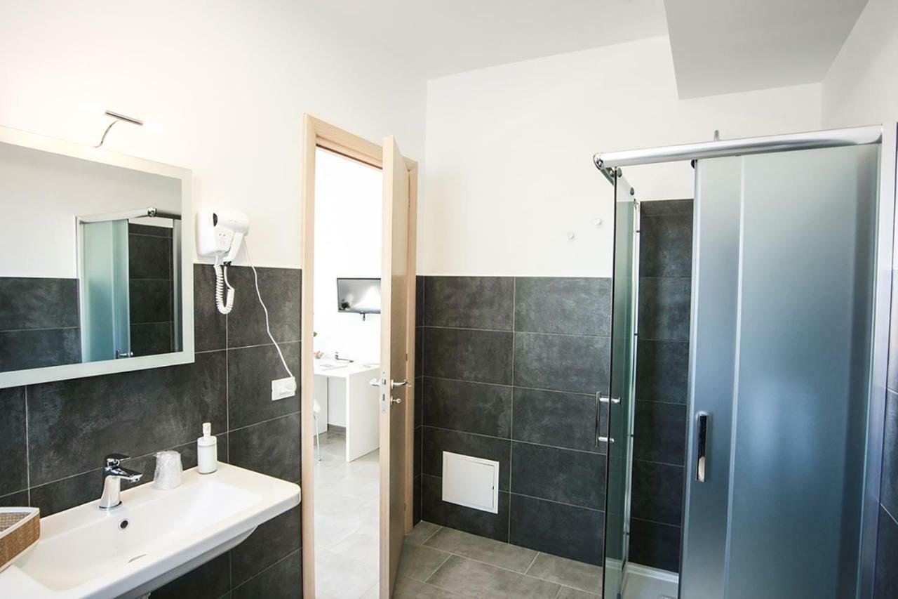 Il Maestrale B&B Noto Luaran gambar